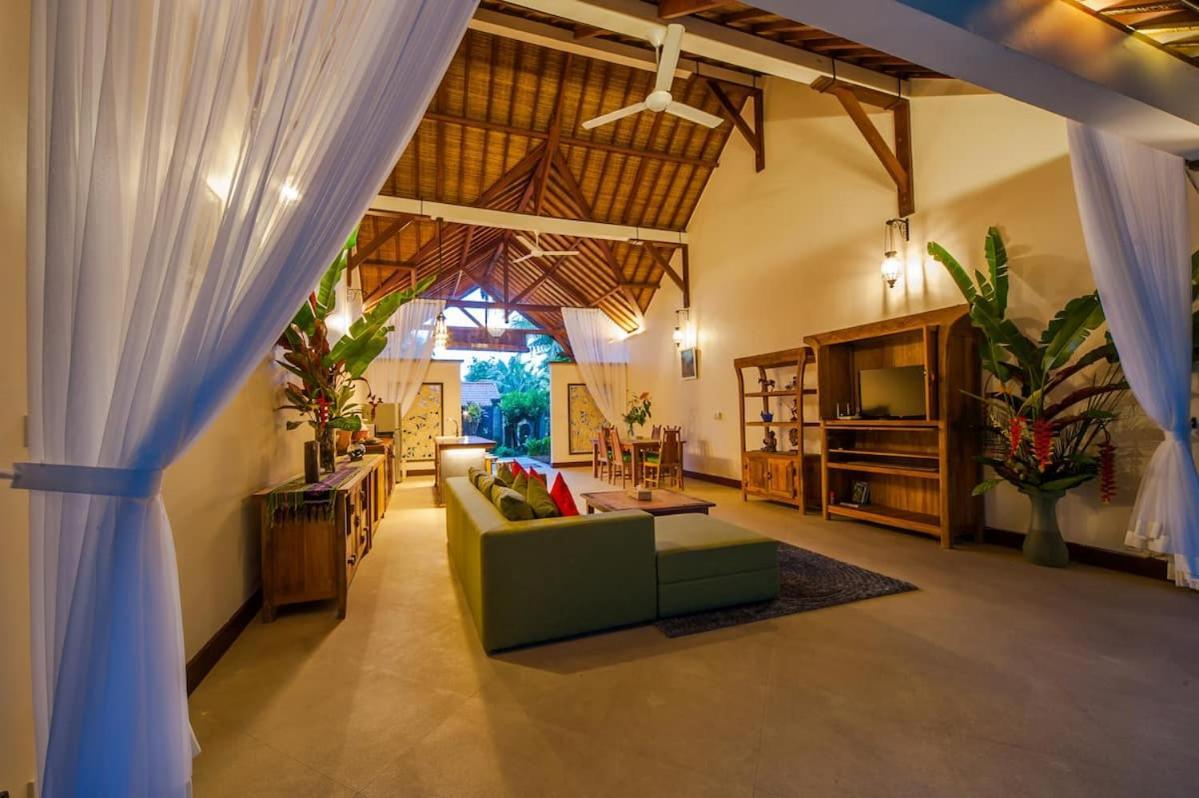 Luxury 3Br Infinity Jungle View Aashaya Villa Ubud Kültér fotó
