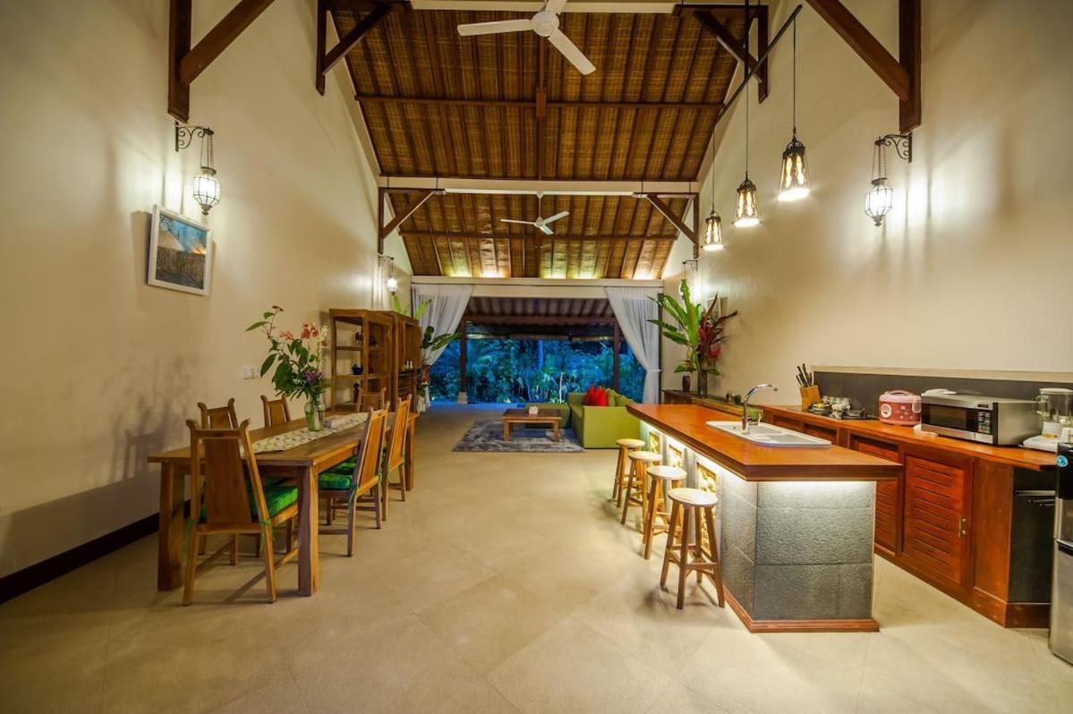 Luxury 3Br Infinity Jungle View Aashaya Villa Ubud Kültér fotó